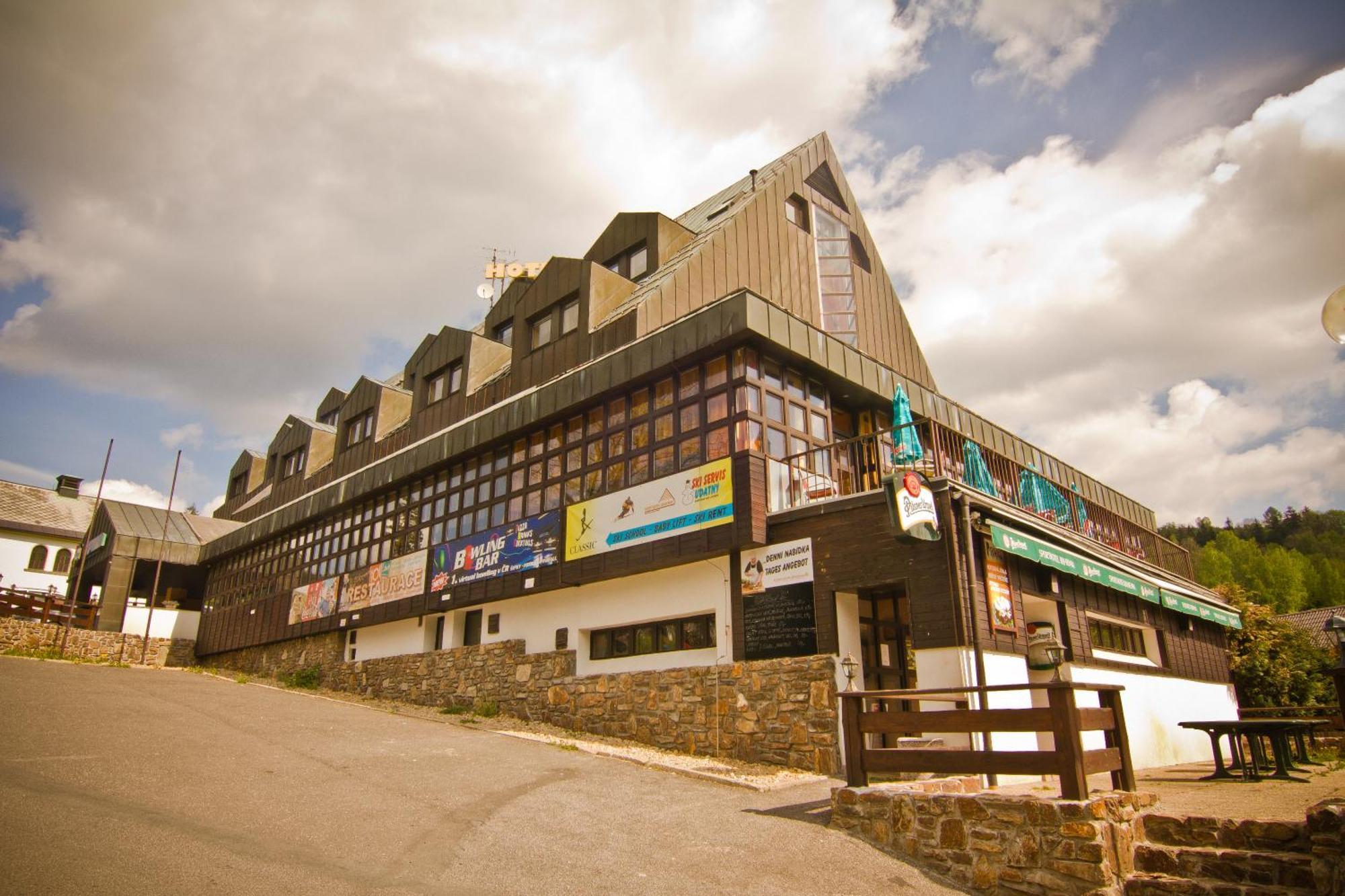 Sporthotel Bohemia Rokytnice nad Jizerou Exterior photo